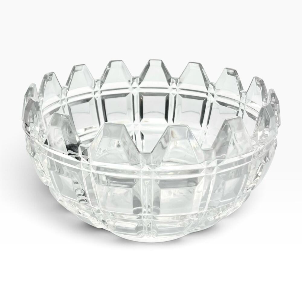 Contemporary Geometric Large Crystal Serving Centerpiece Decorative Bowl 9”